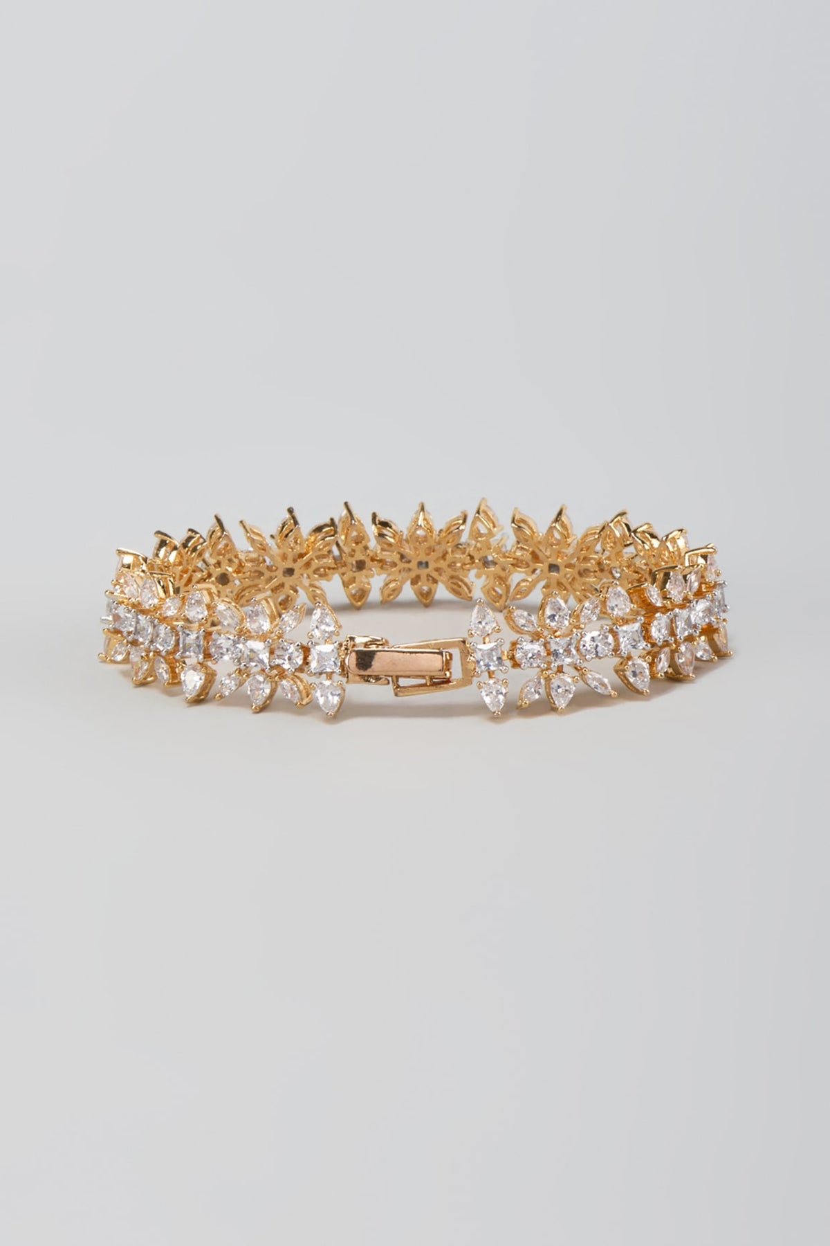 Gold Finish Zircon Openable Bracelet