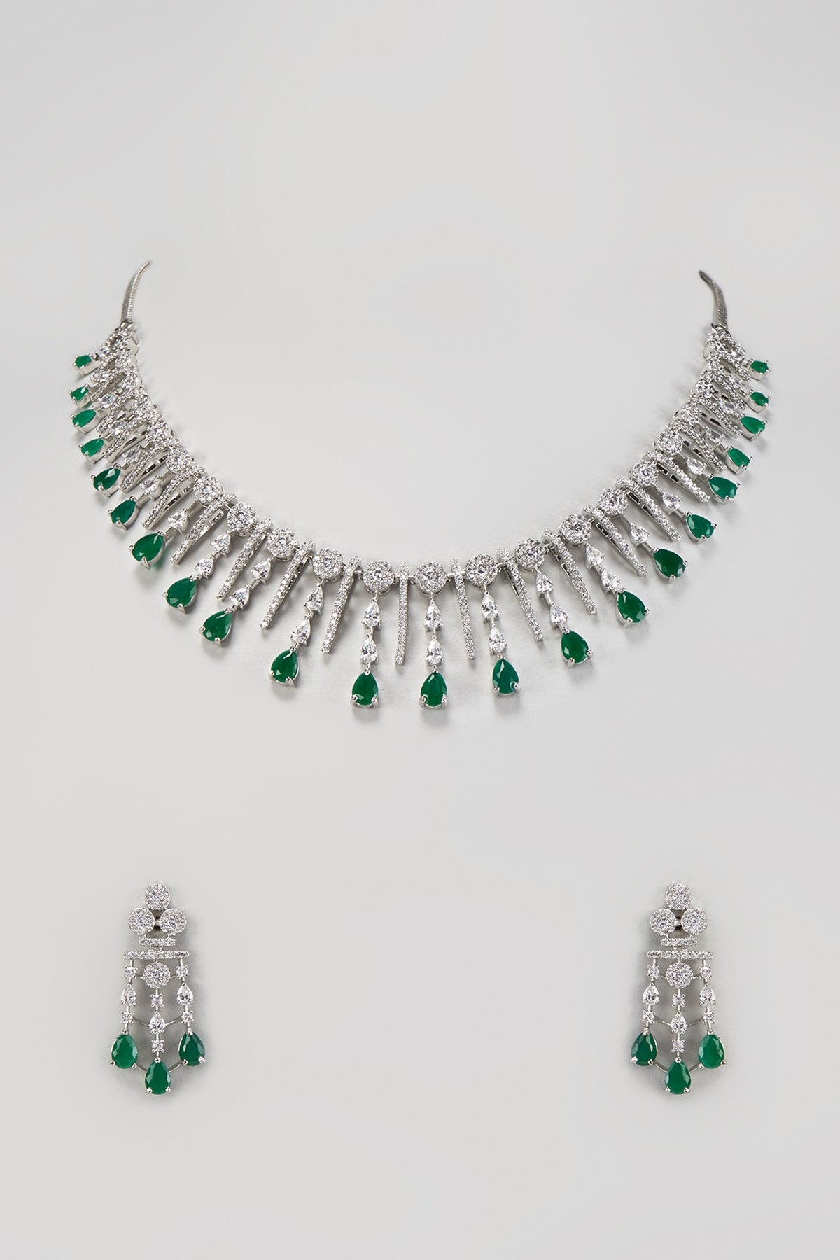 White Finish Zircon & Emerald Stone Necklace Set