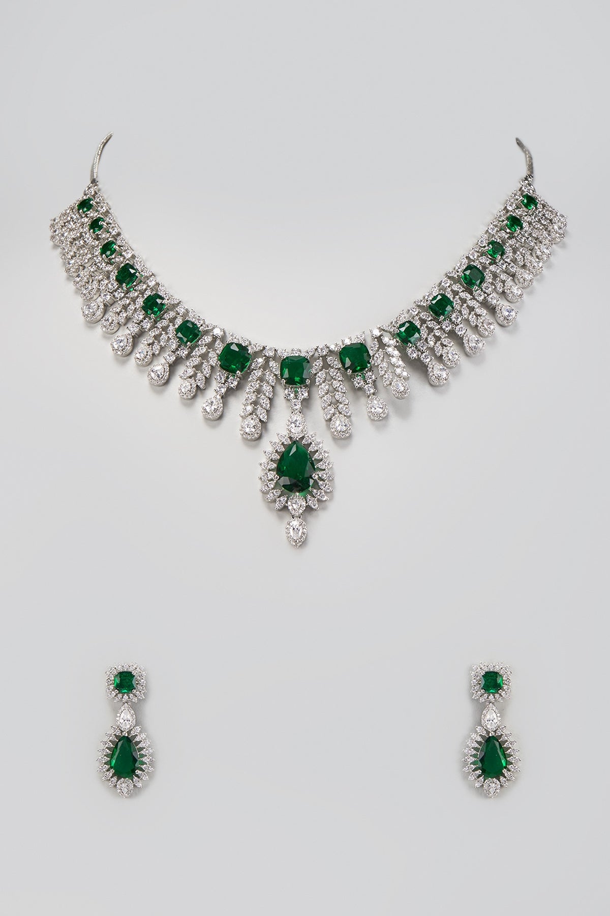 White Finish Zircon & Emerald Stone Necklace Set