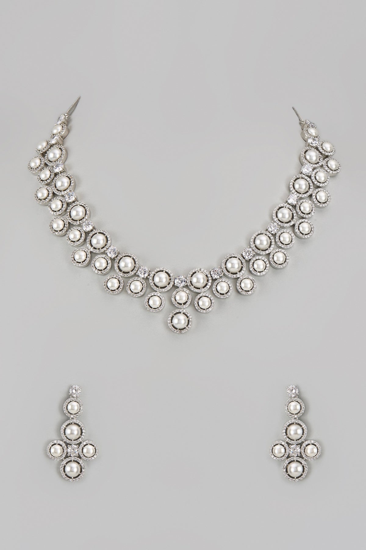 White Finish Zircon & Pearl Necklace Set