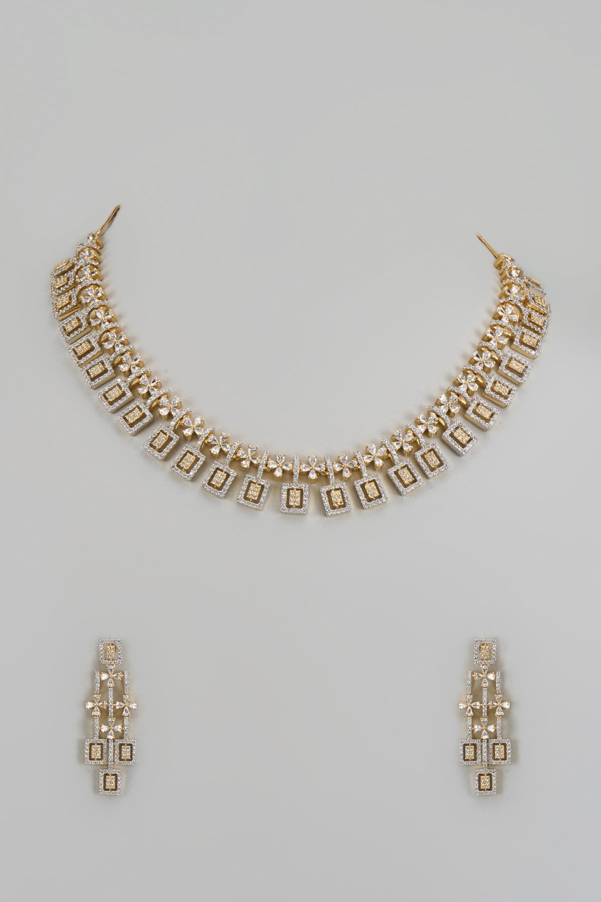Gold Finish Zircon Necklace Set