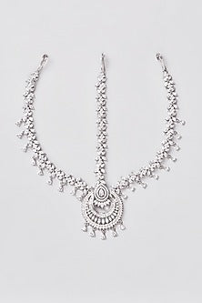 White Finish Zircon Mathapatti