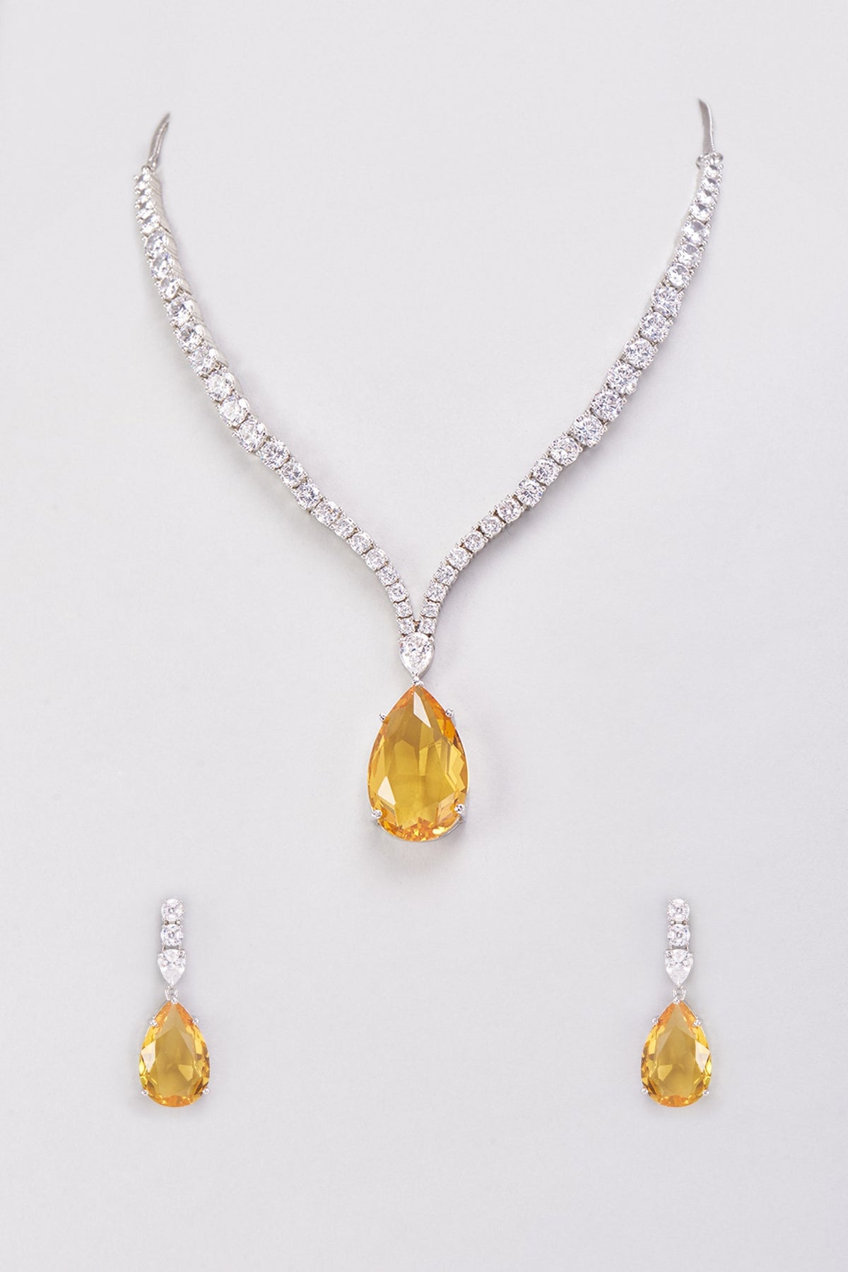 White Finish Zircon & Yellow Stone Necklace Set