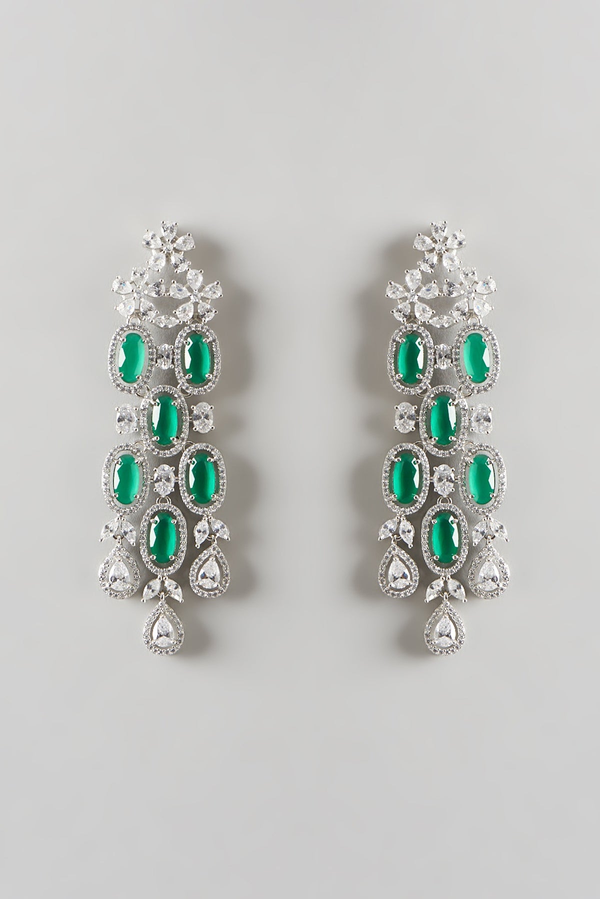White Finish Zircon & Emerald Choker Necklace Set