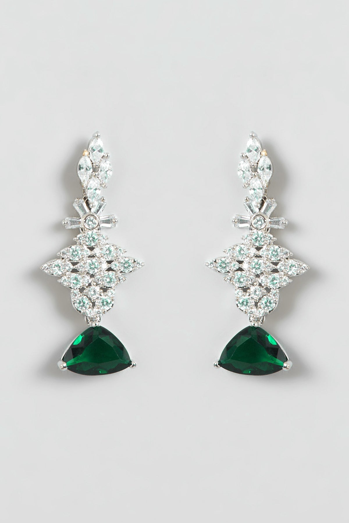 White Finish Zircon & Emerald Necklace Set