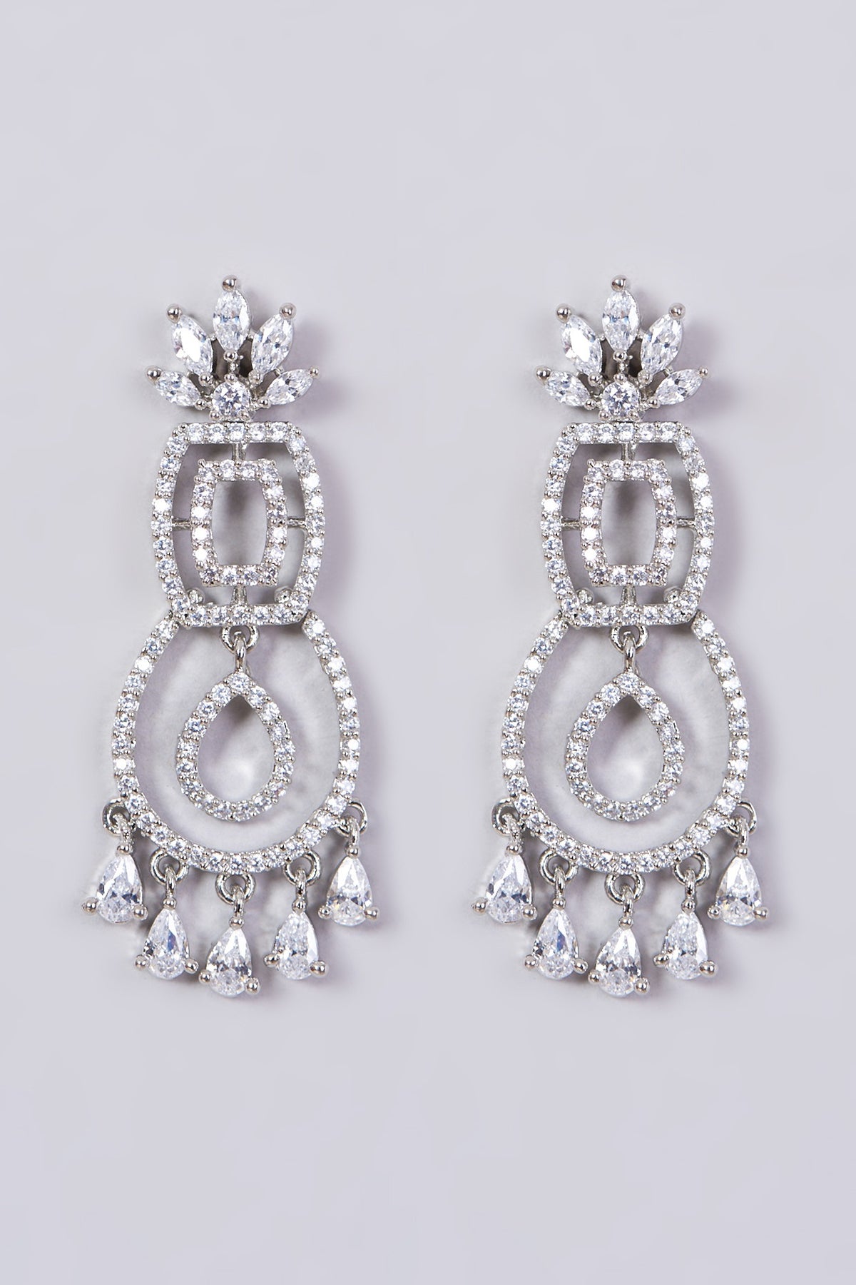 White Finish Faux Diamonds Necklace Set