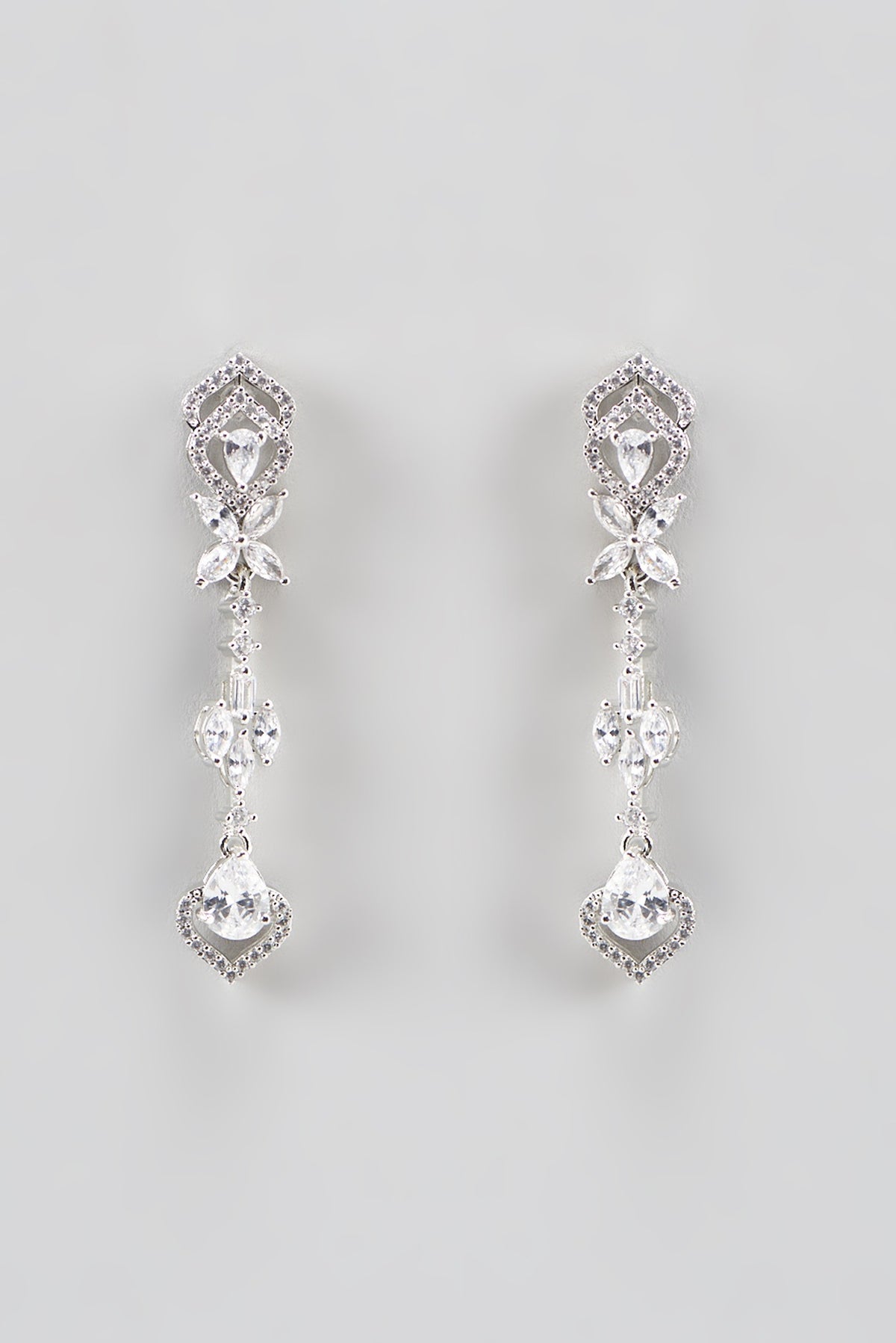 White Finish Zircon Necklace Set