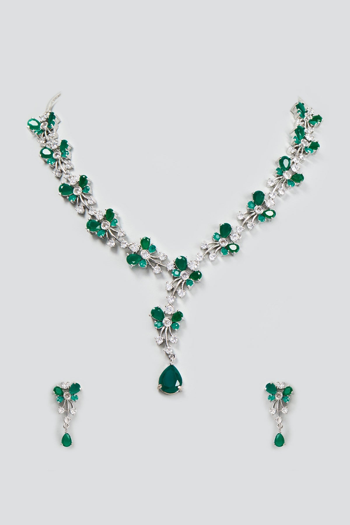 White Finish Zircon & Synthetic Emerald Stone Necklace Set