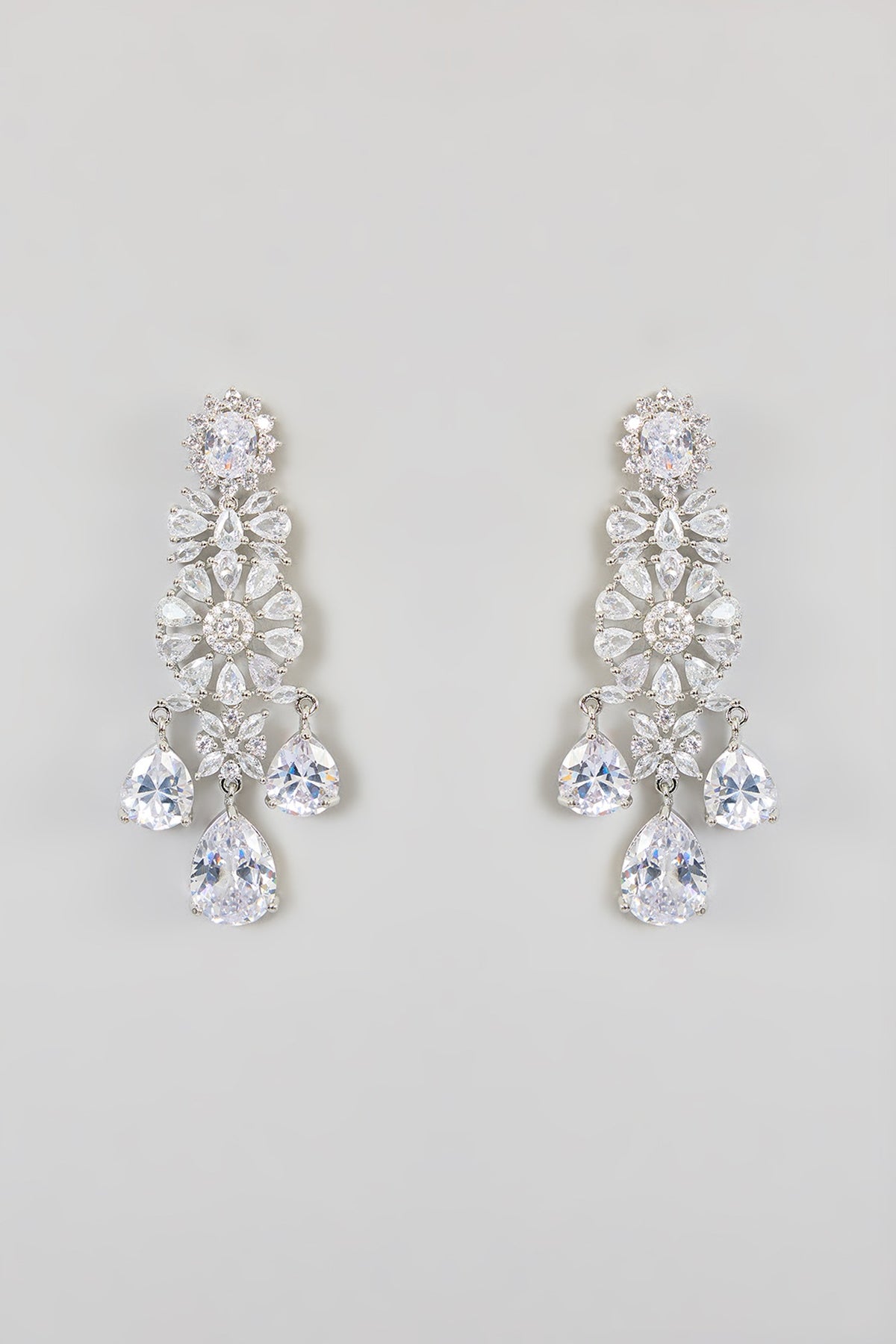White Finish Zircon Necklace Set