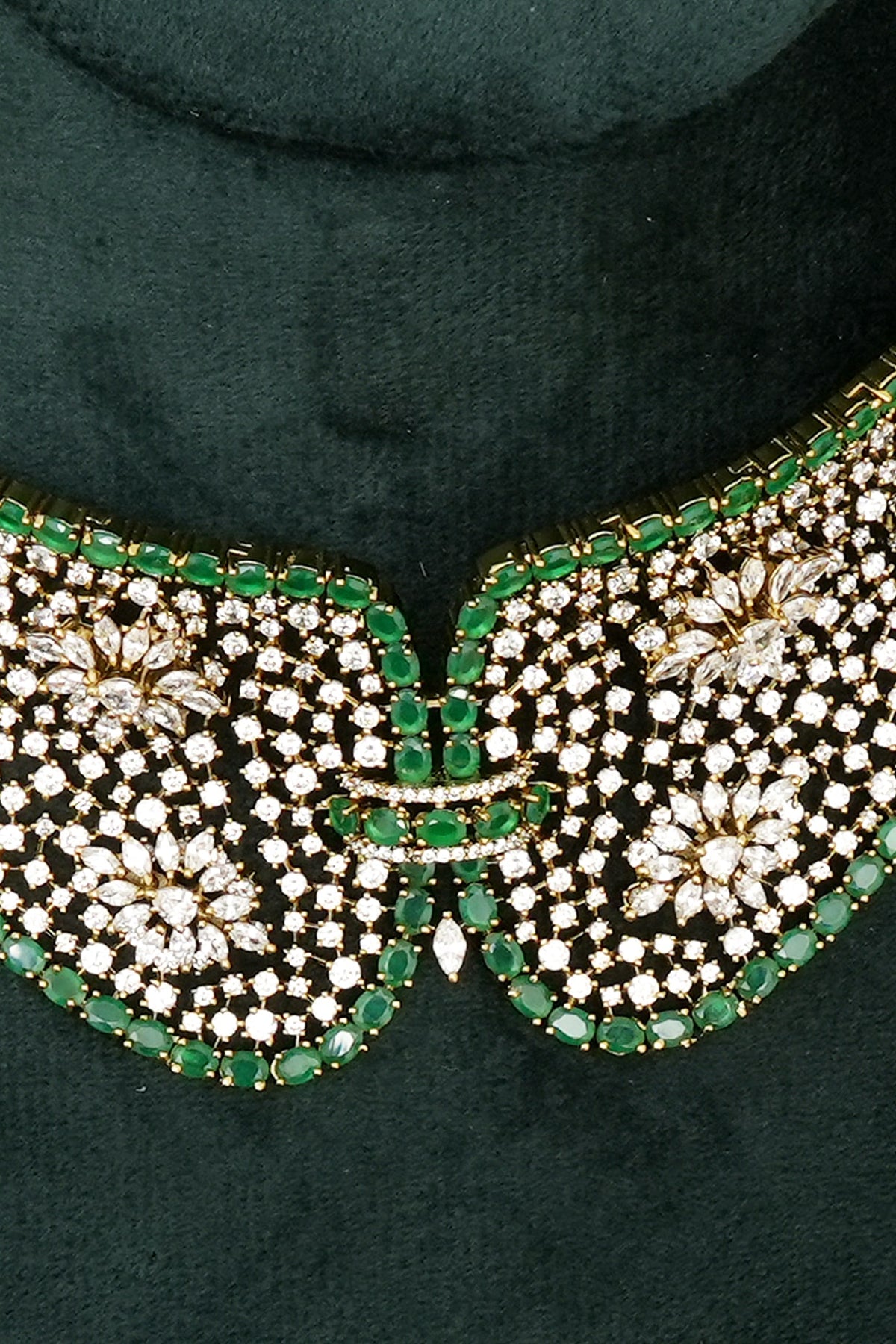 Silver Finish Zircon & Emerald Stone Necklace Set