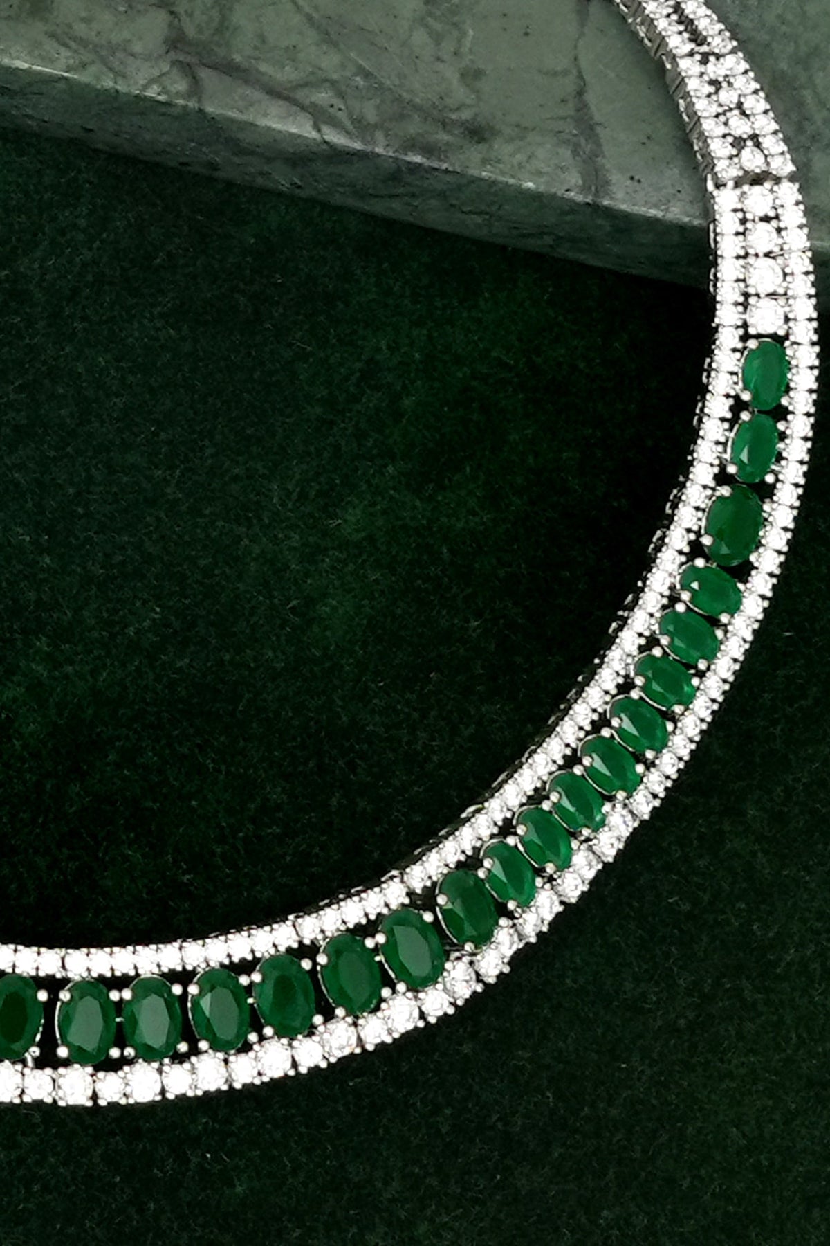 Silver Finish Zircon & Emerald Stone Necklace Set