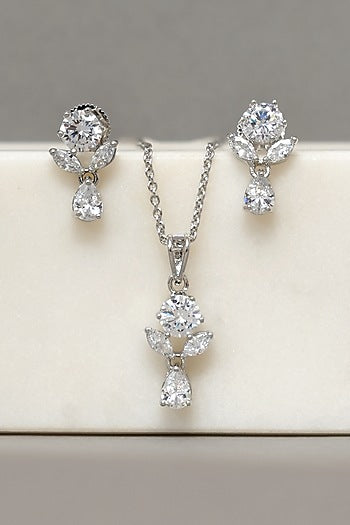 White Finish Zircon Pendant Necklace Set