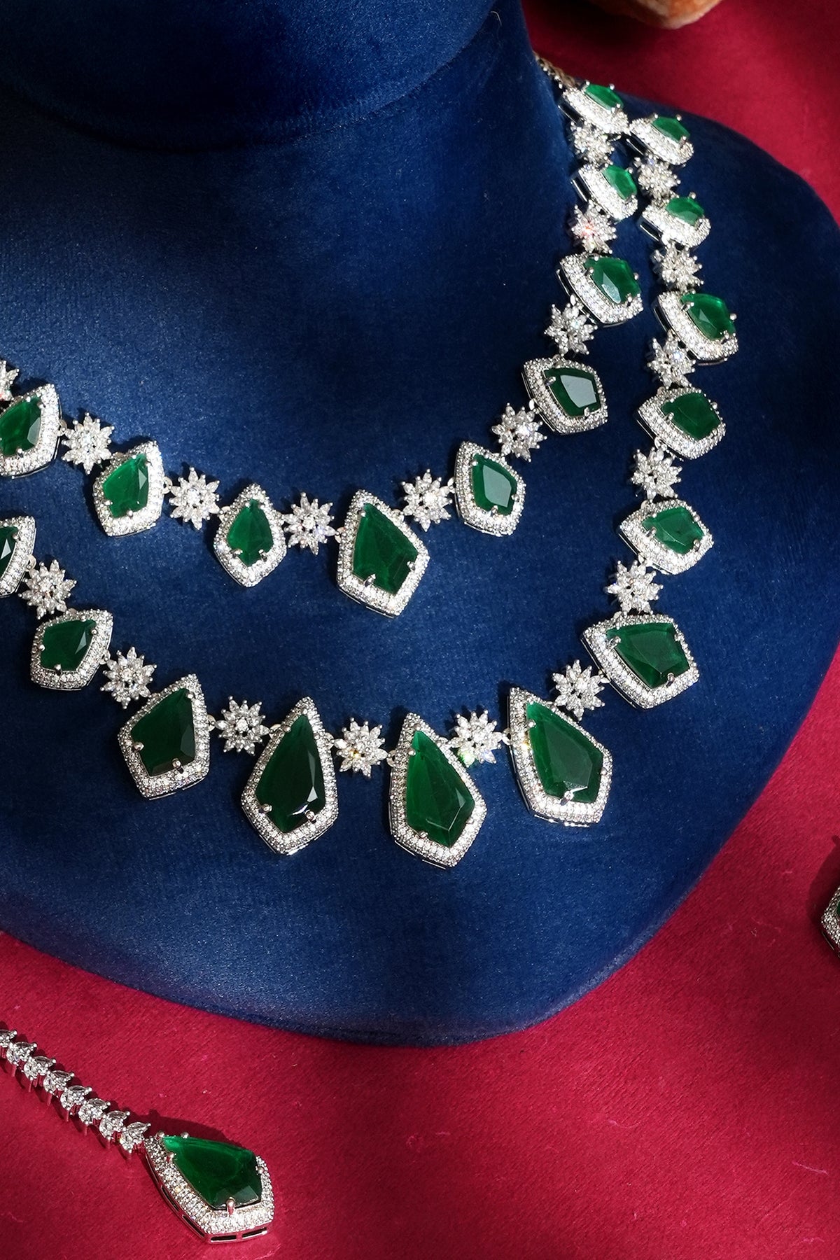 White Finish Diamond & Green Crystal Necklace Set