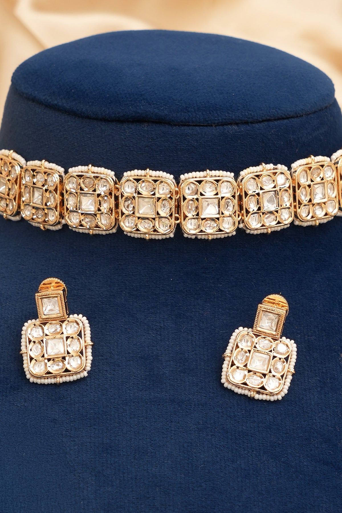 Gold Finish Kundan Polki Choker Necklace Set