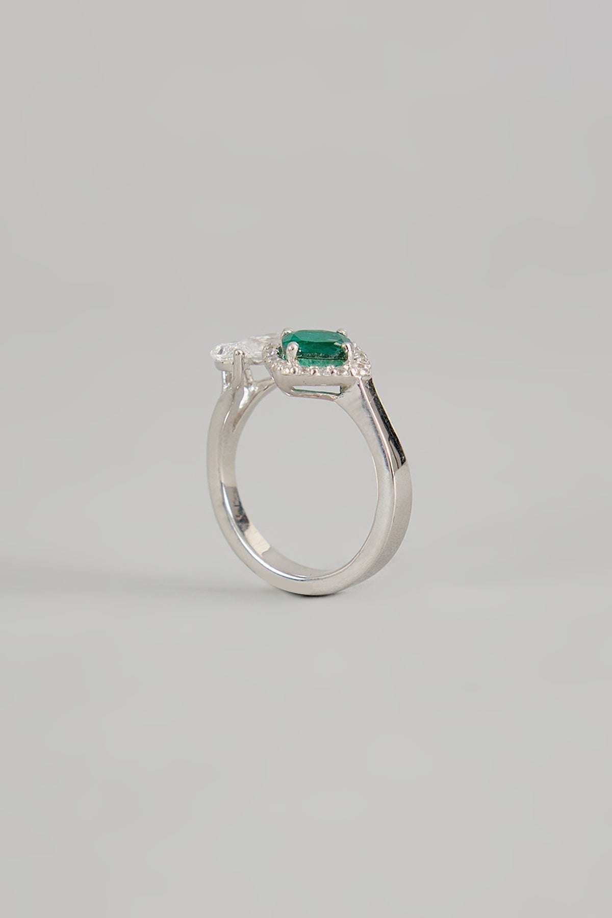 White Finish Zircon Ring In Sterling Silver