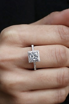 18kt White Gold Lab Grown Diamond Ring