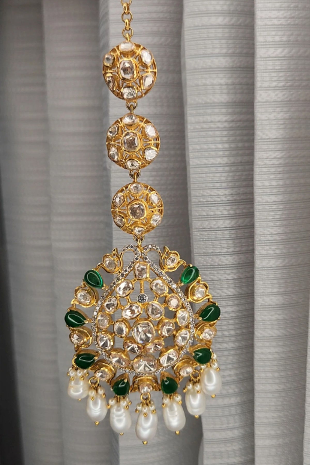 Yellow Gold Rhodium Finish Green Kundan Polki Maangtikka & Earrings Set In Sterling Silver