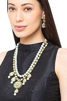 Gold Finish Kundan Necklace Set