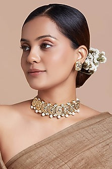 Gold Finish Shell Pearl Peach Meenakari Choker Necklace Set