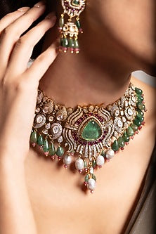 Gold Finish Kundan Polki & Green Stone Choker Necklace Set