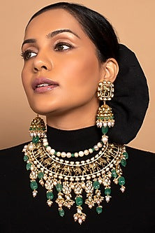 Gold Finish Baroque Pearl Embossed Necklace Set