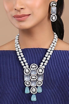 Black Rhodium Finish Handcrafted Kundan Necklace Set