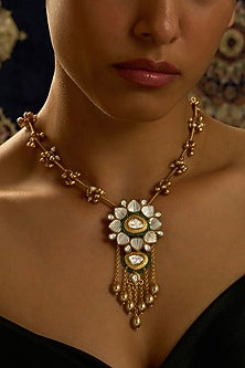 Gold Finish Floral Shaped Stone Chain Necklace