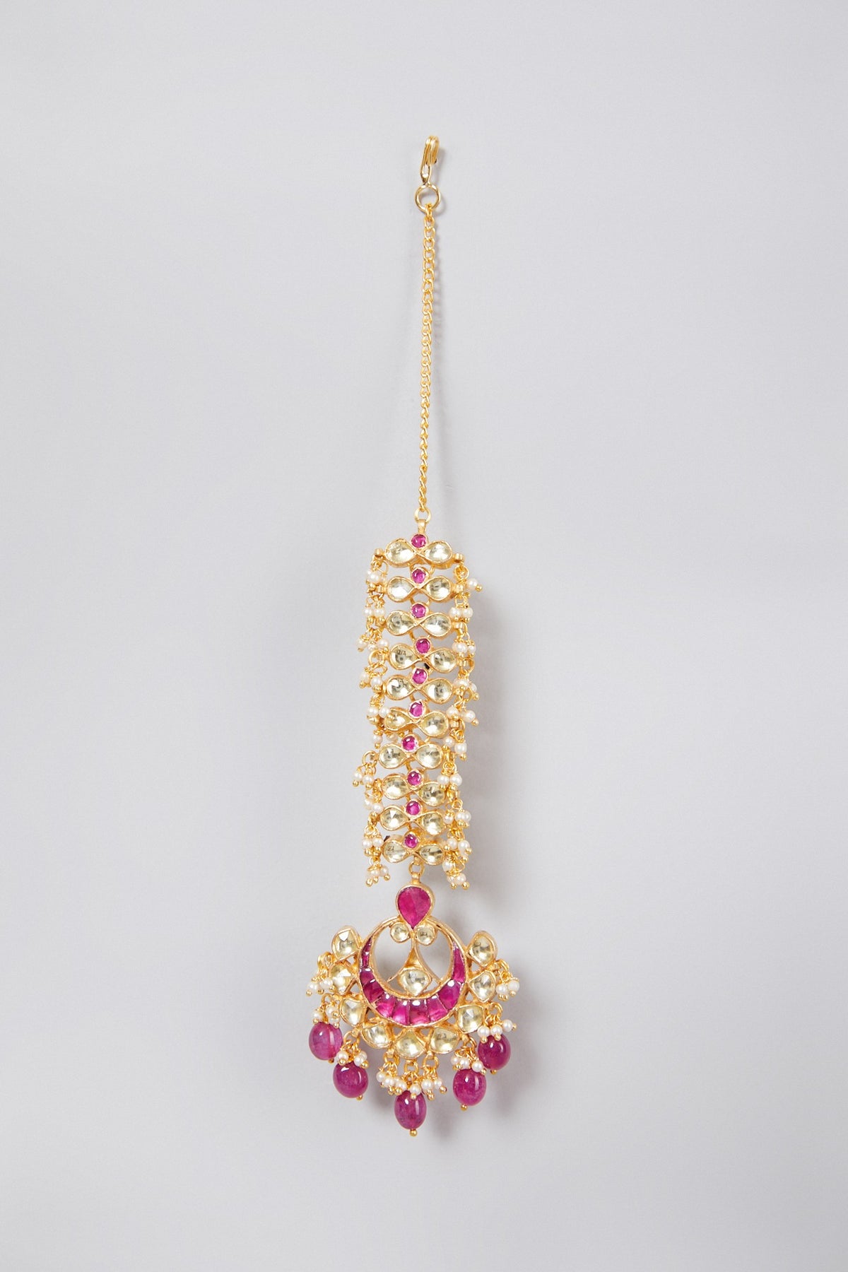 Gold Finish Maang Tikka With Jadtar