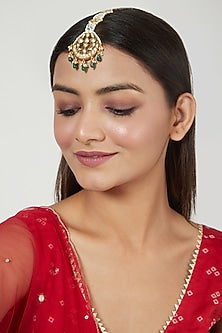 Gold Finish Pearl Maang Tikka