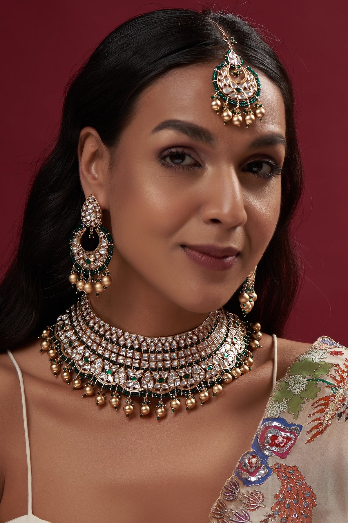 Gold Finish Green Kundan Polki Choker Necklace Set