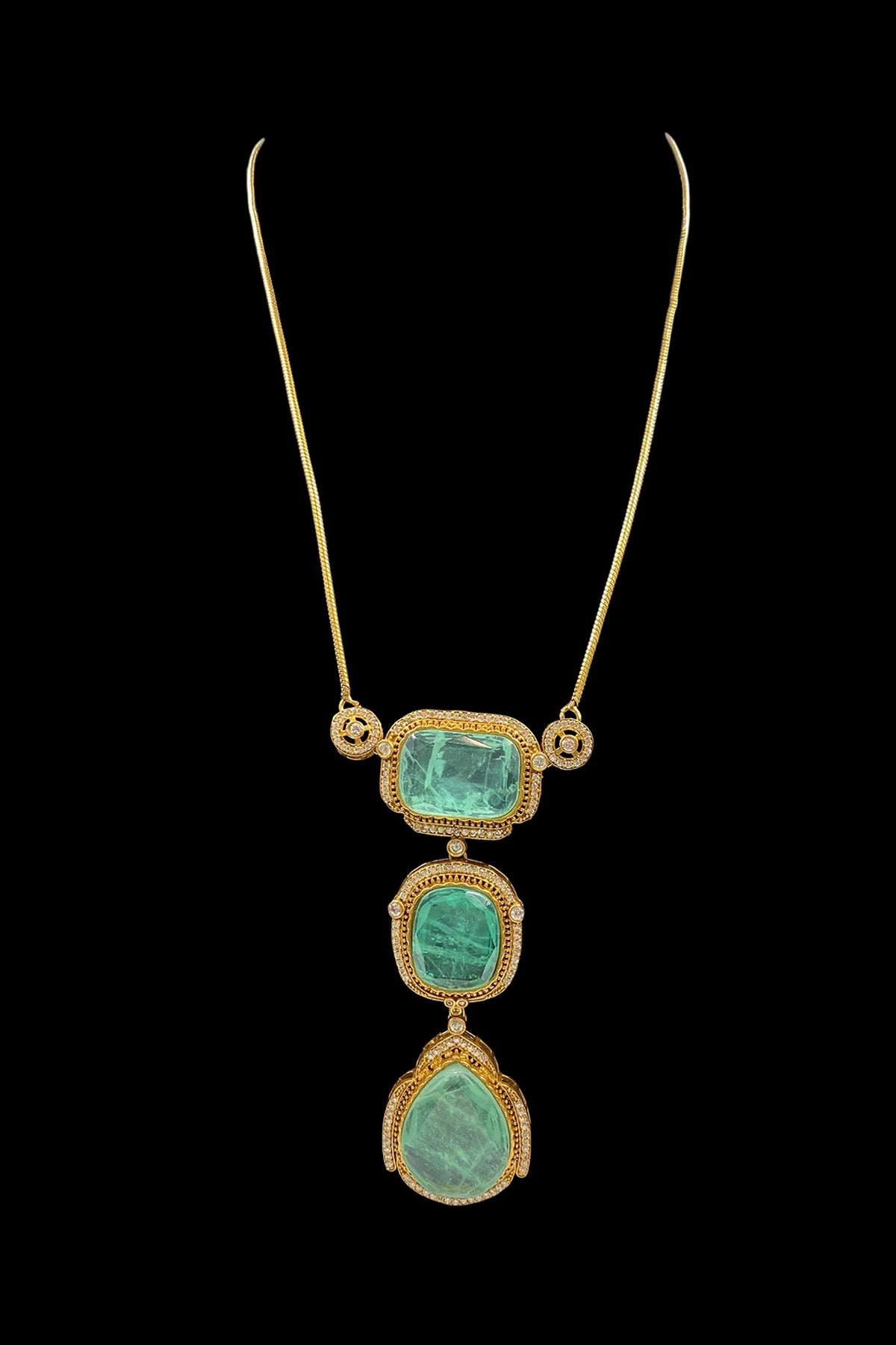 Gold Finish Mint Green Kundan Polki Chain Pendant Necklace Set