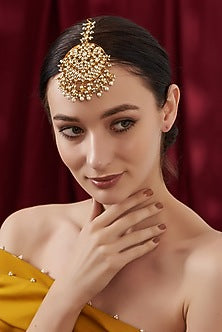 Gold Finish Kundan Polki & Pearl Maang Tikka