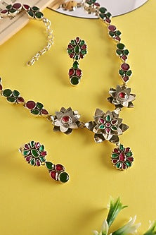 White Finish Maroon Onyx Temple Floral Necklace Set In Sterling Silver