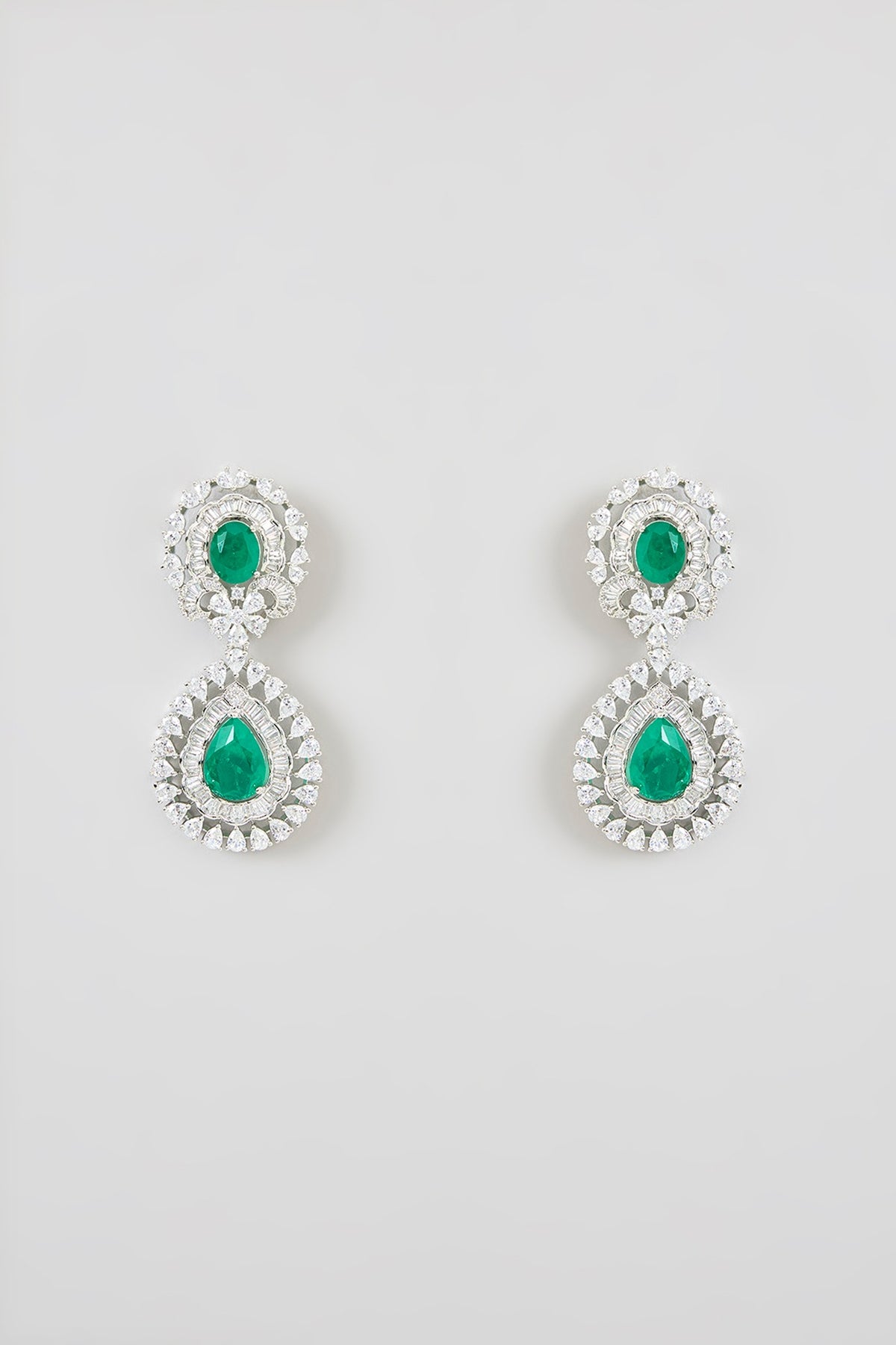 White Finish Zircon & Green Stone Necklace Set