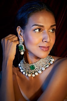 Gold Finish Emeralds & Zircons Choker Necklace Set