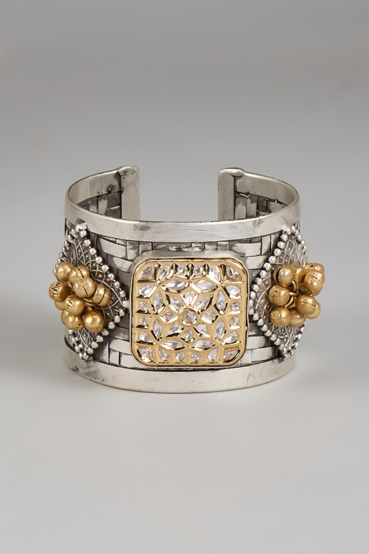 Black Rhodium Finish Kundan Polki Bracelet