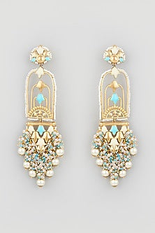 Gold Finish Dangler Earring With Synthetic Stones