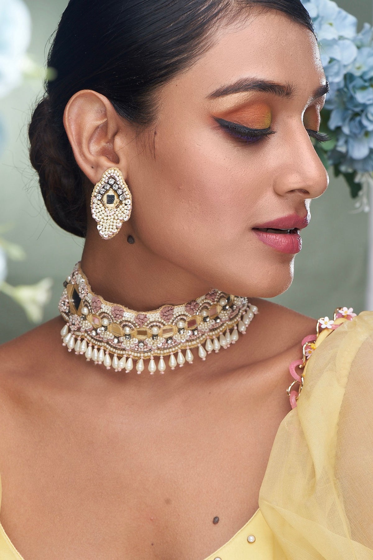 Yellow Pearl & Mirror Choker Necklace Set
