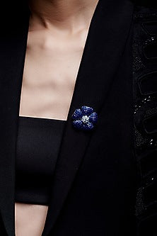 White Rhodium Finish Sapphire Spinel Stone Floral Brooch In Sterling Silver