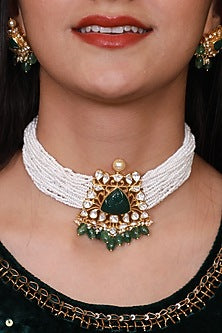 Gold Finish Kundan Polki Choker Necklace In Sterling Silver