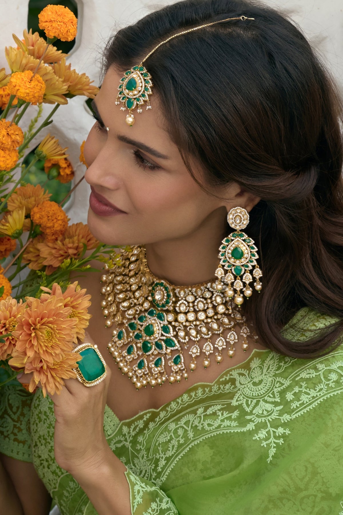 Antique Gold Finish Green Zircon Necklace Set
