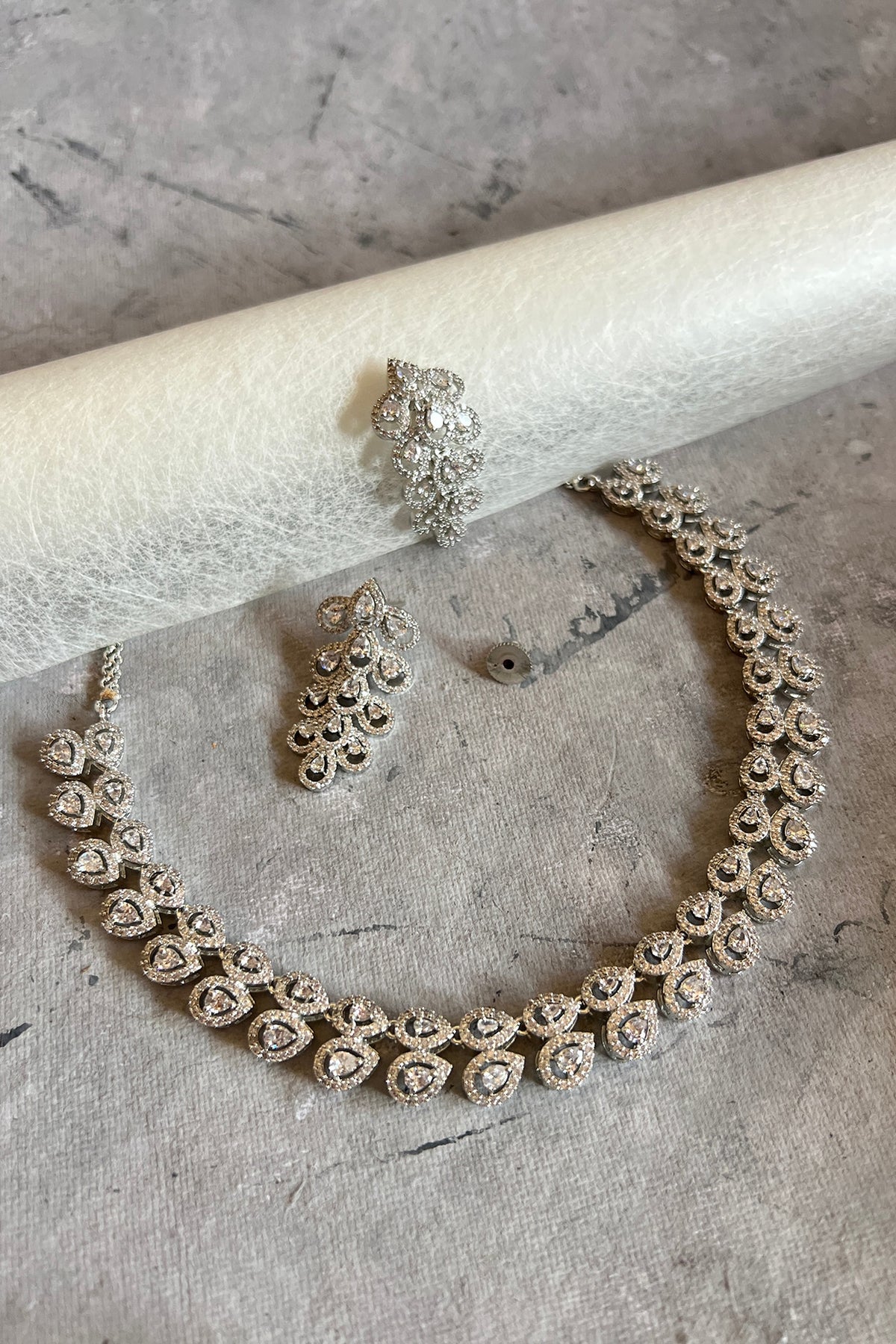 White Finish Zircon Necklace Set