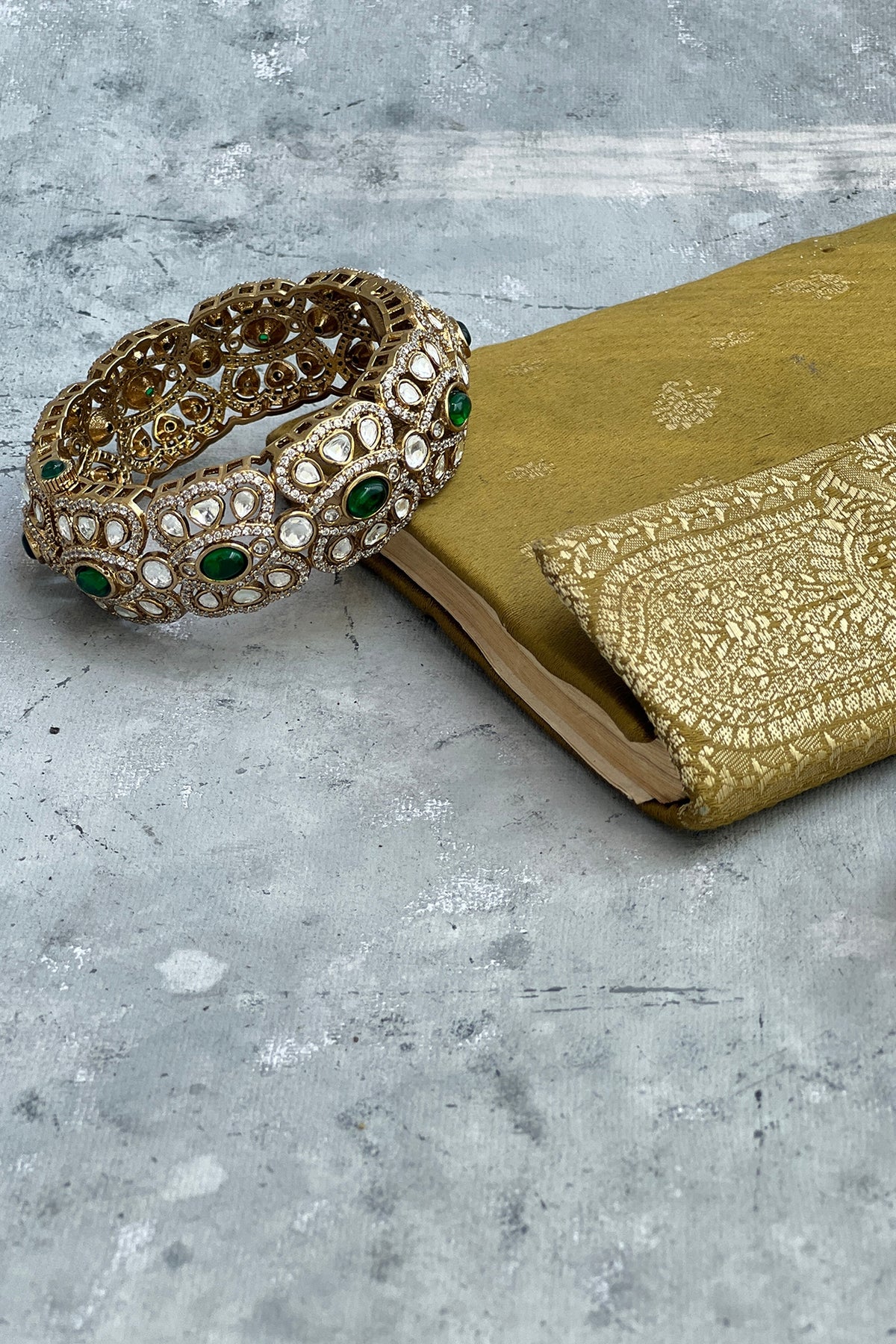 Antique Gold Finish Kundan Polki & Zircon Bangle