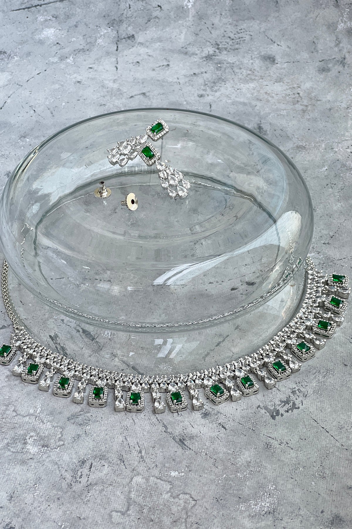 White Finish Zircon & Green Stone Choker Necklace Set