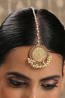 Gold Plated Shell Pearl Maang Tikka