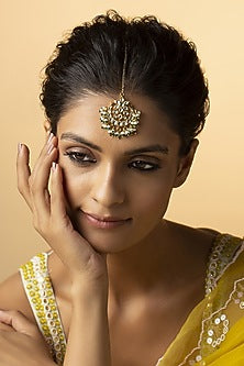 Gold Finish Kundan Polki & Pearls Handcrafted Floral Maang Tikka