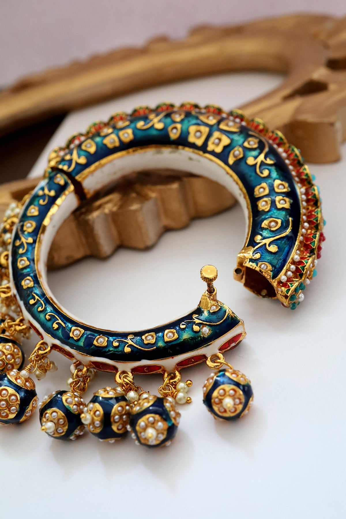 Gold Finish Meenakari Bangle