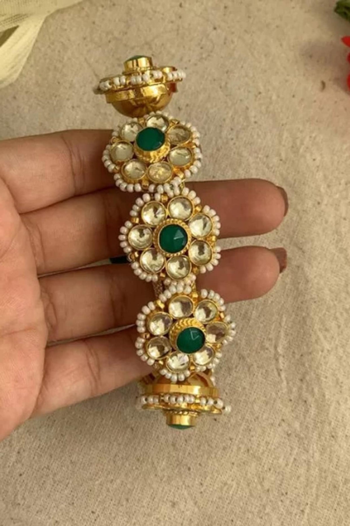 Gold Finish Green Pachi Kundan Bangle