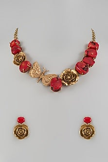 Gold Finish Floral Motifs & Coral Stone Necklace Set