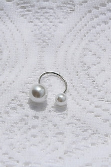 White Finish Pearl Ring